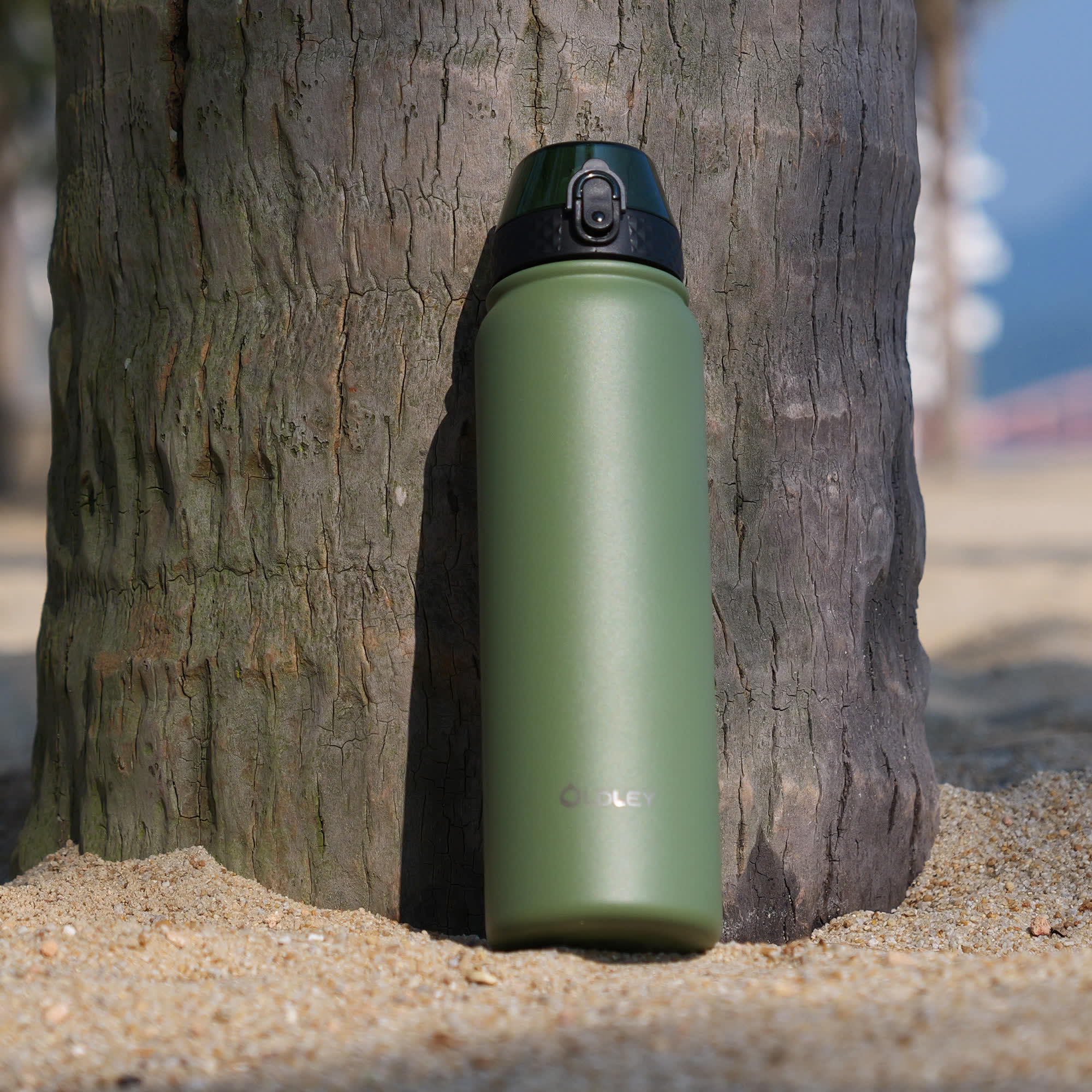 32oz Insulated Water Bottle for Camping - Durable Travel Flask for Hiking - Image 7