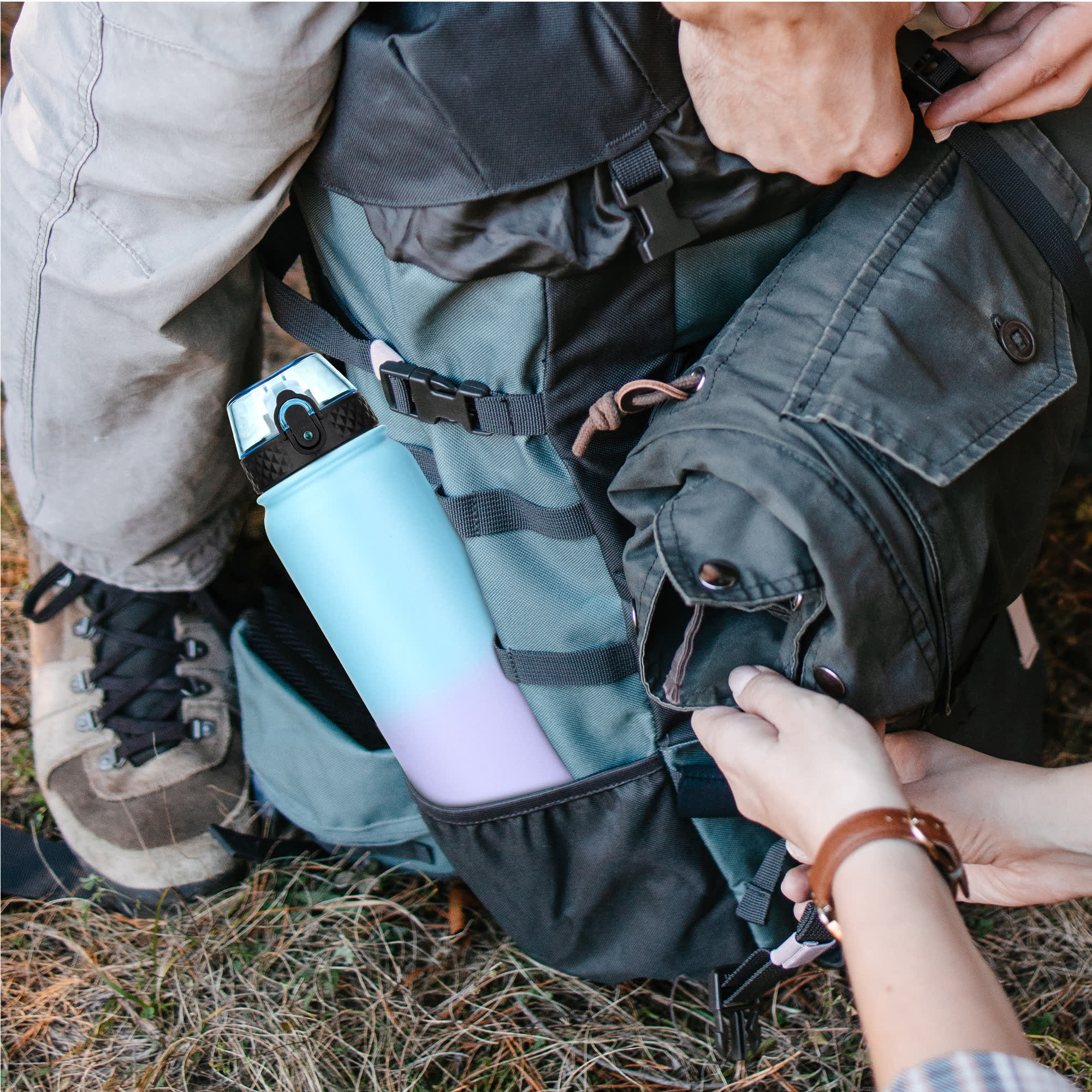 Oldley 32oz Ombre Pink Blue Gradient Large Outdoor Water Flask - Image 5