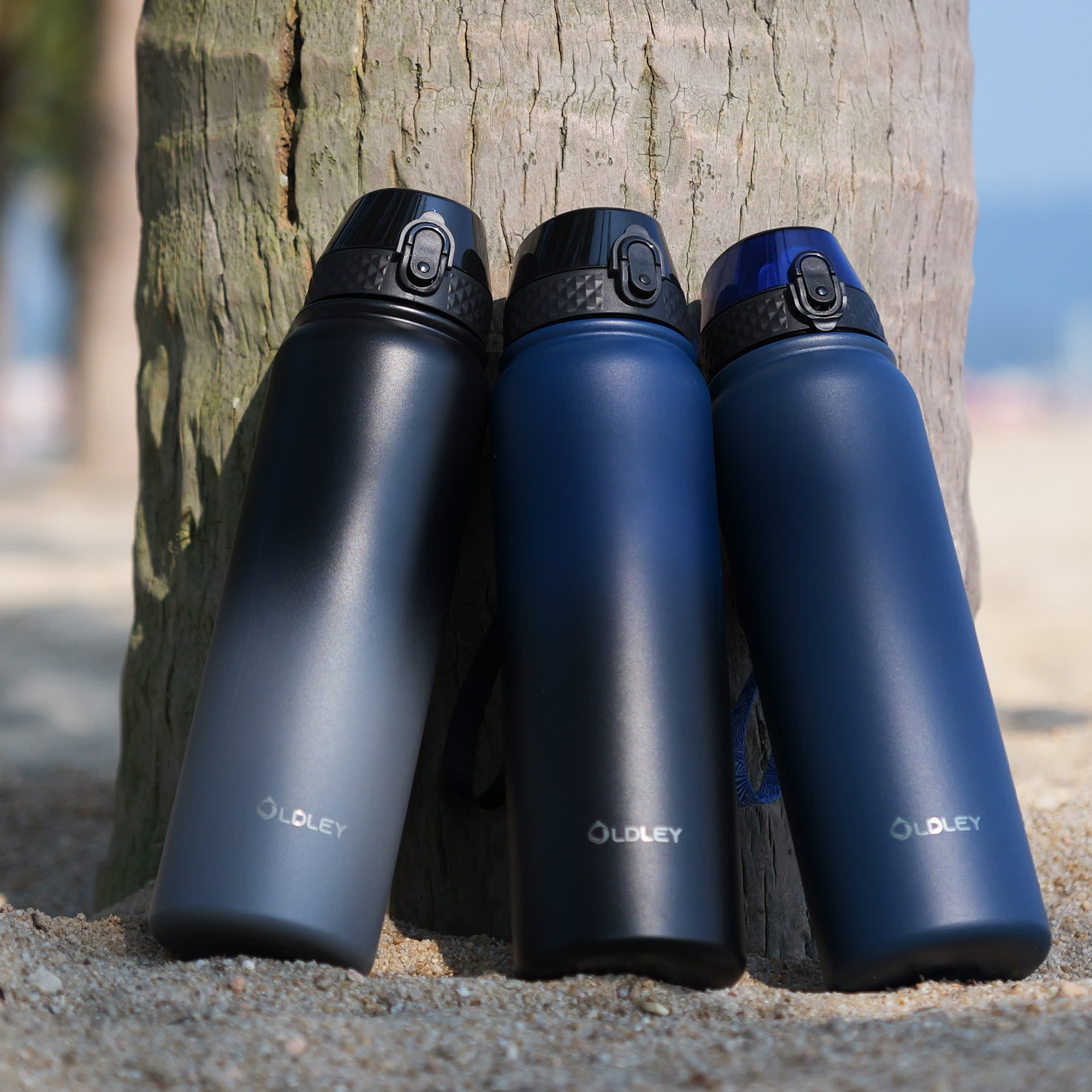 32oz Insulated Water Bottle for Camping - Durable Travel Flask for Hiking - Image 9